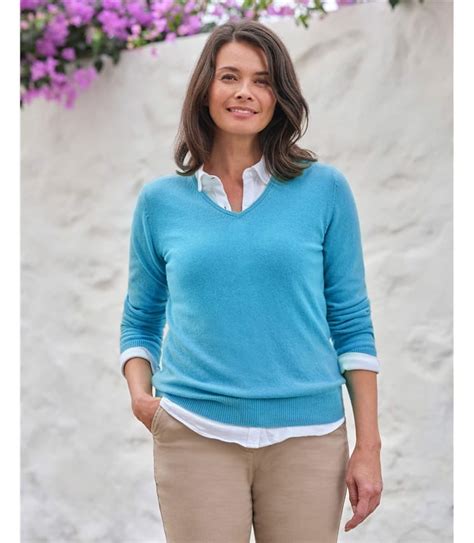 Glacier Lake Cashmere Merino V Neck Knitted Sweater WoolOvers AU