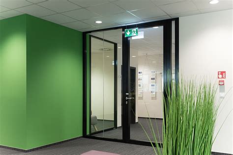 Portes Coupe Feu Vitrees Aluminium Installation Neditec