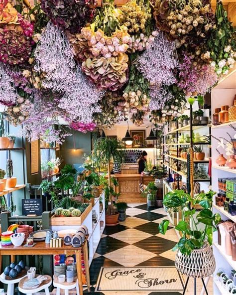 Gorgeous Flower Shop Interior Designs To Inspire Your Creativity