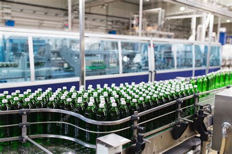 Planta embotelladora Línea embotelladora de agua para procesar y