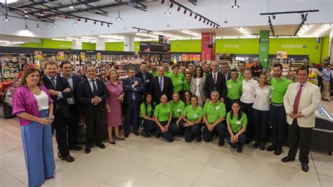 Mas Abre Un Nuevo Supermercado En El Antiguo Almac N De Maderas Rey En