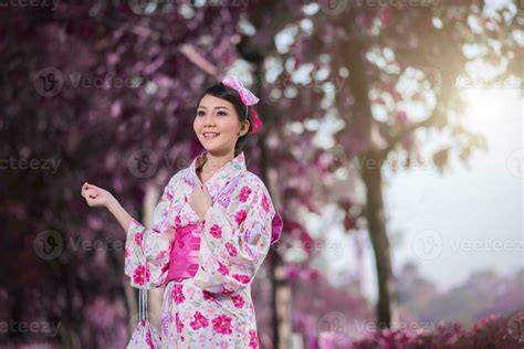 Beautiful Young Woman Wearing Japanese Traditional Yukata 23371612