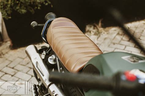 Prueba UM Scrambler X Naked