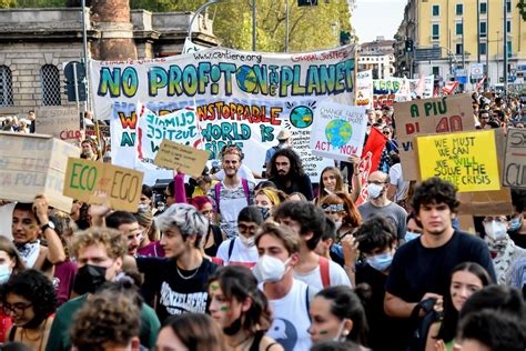 Jonge Klimaatactivisten Eisen Actie En Wel Direct Nrc