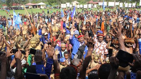 Masyarakat Jayawijaya Nyatakan Sikap Dukung Dr Ones Pahabol Maju