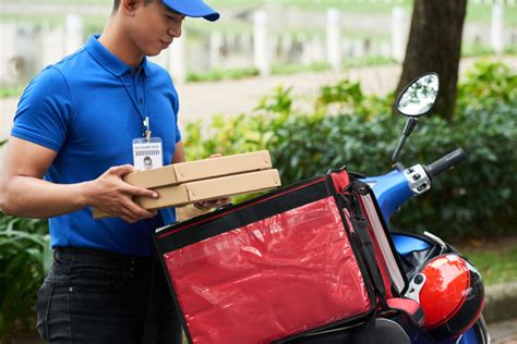 What You Need To Know About Food Delivery Insurance