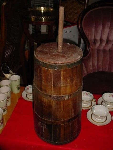 Antique Butter Churn Cedar Wood Vintage Primitive Country Lid And Dasher