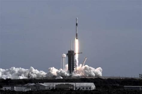 Spacex In Flight Abort Test Sets Stage For First Piloted Crew Dragon