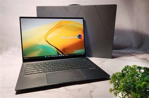 Asus Zenbook 14x Oled Ux3404 Review 2023 Beautifully Slim And