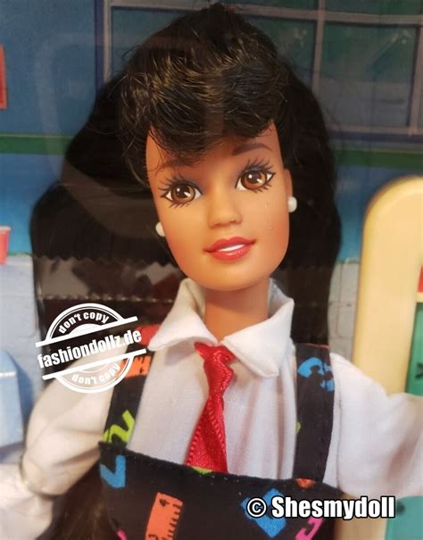 Teacher Barbie Brunette And Students Fashiondollz Info