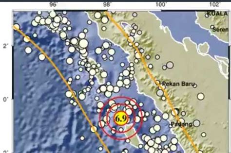 Waduh Semoga Tidak Ada Korban Gempa Dangkal M6 9 Guncang Nias Selatan