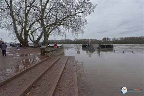 Wiesbadenaktuell Hochwasser In Den Wiesbadener Stadtteilen Biebrich