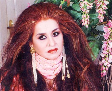 Shahnaz Husain Valentine Day Makeup Hacks Shahnaz Husain Valentine Day Makeup Hacks Herzindagi