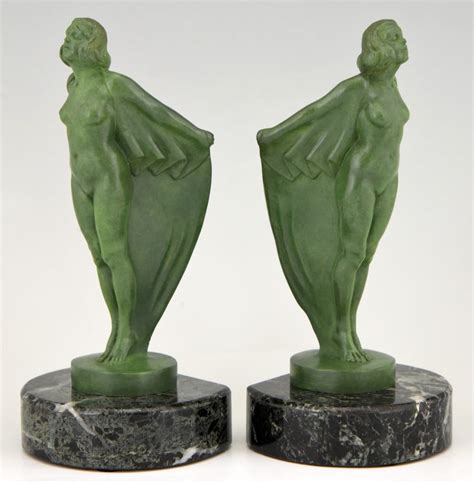 Art Deco Bookends Nude With Cape Deconamic