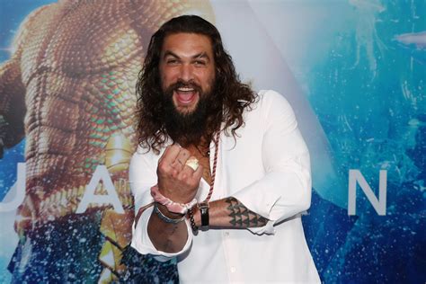 Revelan Que Jason Momoa Est Muy Enamorado De Adria Arjona