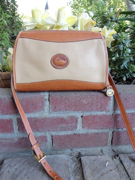 Vintage Dooney And Bourke Crossbody