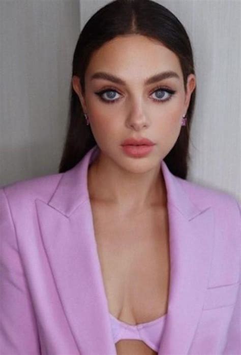 Обнажённая Одейя Раш горячие интимные фото Odeya Rush nude без цензуры сливы фото