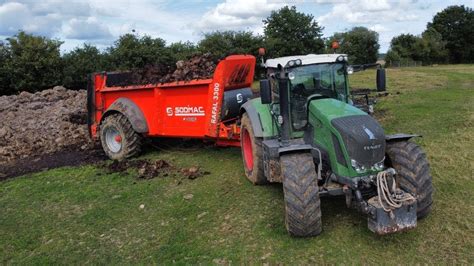 Epandage De Fumier Avec Du Fendt Fendt Et Sodimac Rafal