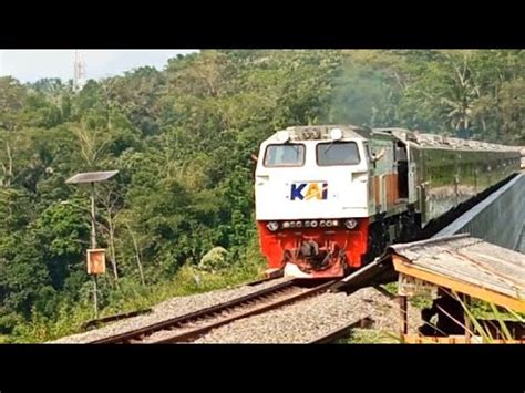 Kereta Api Lodaya New Generation Colour Full Di Jembatan Cirahong YouTube