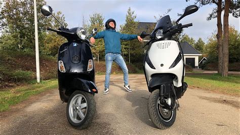 Arey Komt Langs Piaggio Zip Cc Aflevering Youtube