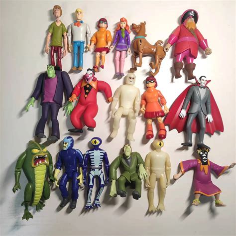 5 50th Anniversary Hanna Barbera Fred Daphne Velma Shaggy Frankenstein Daphne Captain Cutlers