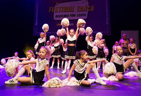 Cheerleading Taniec Gimnastyka I Akrobatyka Akademia Pani Szafki