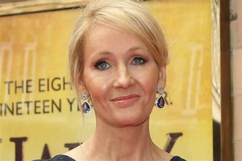 Jk Rowling Podcast Reveals How Harry Potter Author U Turned On Promise