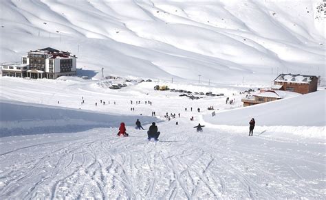 Bir dönem terörle anılıyordu Hakkari deki kayak merkezinde yarıyıl