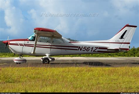 N Z Private Cessna M Skyhawk Photo By Jose L Roldan Id