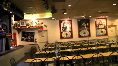 Chuck E Cheese Showroom