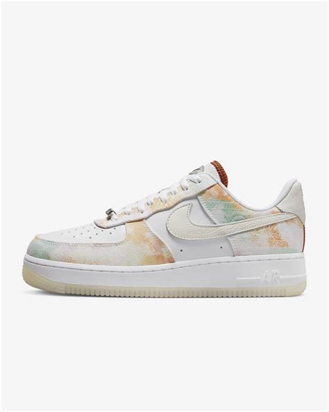 Nike Air Force 1 07 Lx 女鞋。nike Tw