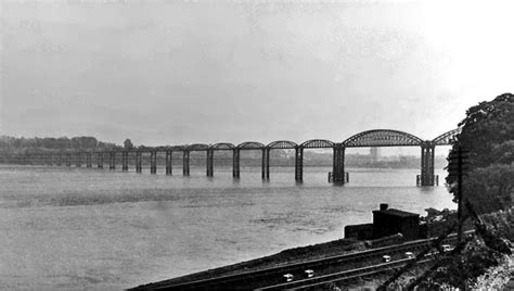 Severn Railway Bridge From Near Purton © Ben Brooksbank Cc By Sa20