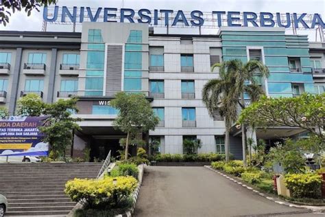 Perluasan Pendidikan Di Universitas Terbuka Dengan Empat Program Studi