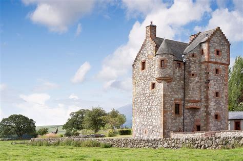 Fairy Tale Castles You Must Visit In Scotland Hand Luggage Only