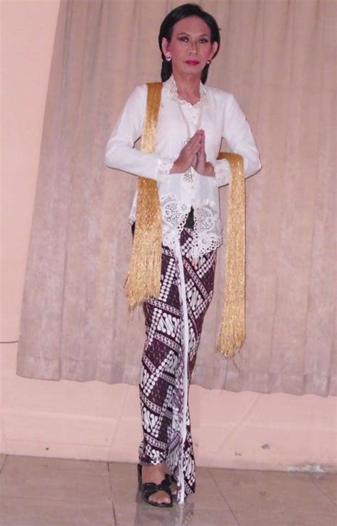 Kebaya Putih Kain Batik Jogya Kebaya Saree Fashion Moda Fashion