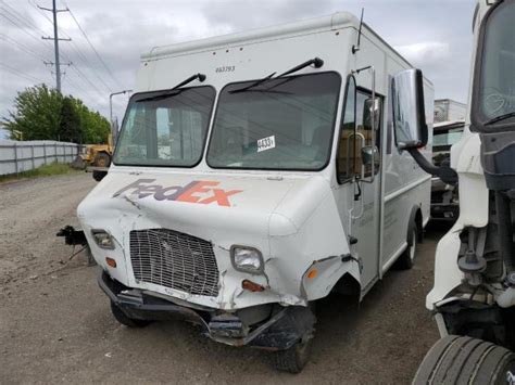 Ford Econoline E Super Duty Stripped Chassis Photos Or