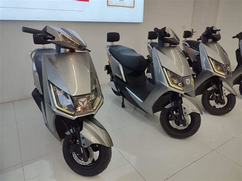 Yadea Unveils T Electric Scooter At Launch Of First Showroom In Pakistan