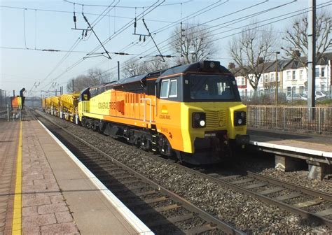 70805 West Ealing Colas Rail Class 70 No 70805 Passes W Flickr