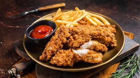 The Subtle Difference Between Chicken Tenders And Fingers