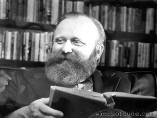 Frank Herbert biography, birth date, birth place and pictures