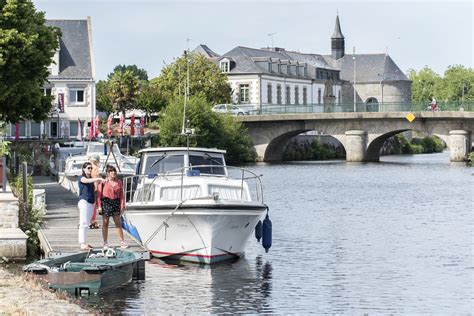 Le Canal du Blavet Office de Tourisme de Pontivy Communauté