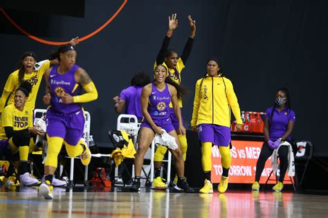 Sparks Vs Fever Final Score Riquna Williams Stays Hot In 90 76 Win