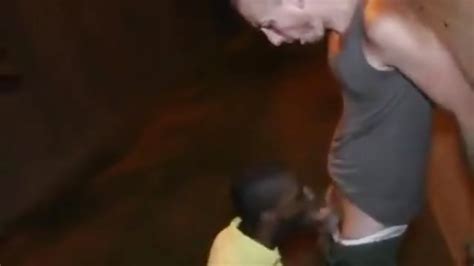 Foda Anal Interracial E Profunda Mundobicha