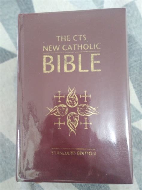 The Cts New Catholic Bible Hobbies Toys Books Magazines Religion