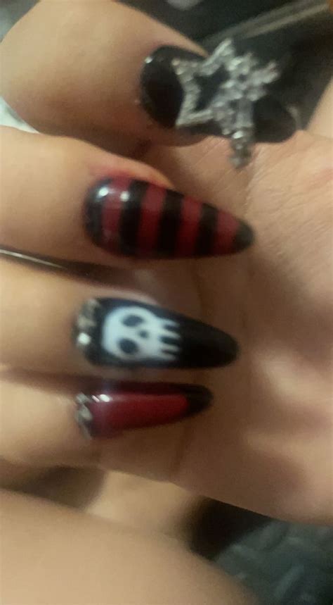 Red And Black Grunge Nails Punk Nails Grunge Nails Goth Nails