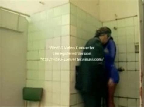jodidamente travieso en la lavandería XVIDEOS