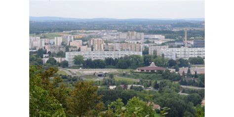 Besançon Un Adolescent Blessé Par Balle