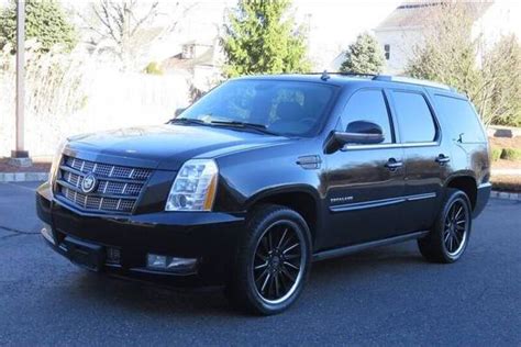 Used 2012 Cadillac Escalade For Sale Near Me Pg 2 Edmunds