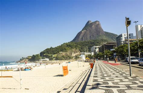 Leblon Beach in Río de Janeiro: 17 reviews and 29 photos