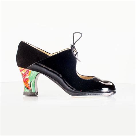 Begona Cervera Arty Black Patent Shoes 39 150 00 El Mundo Flamenco